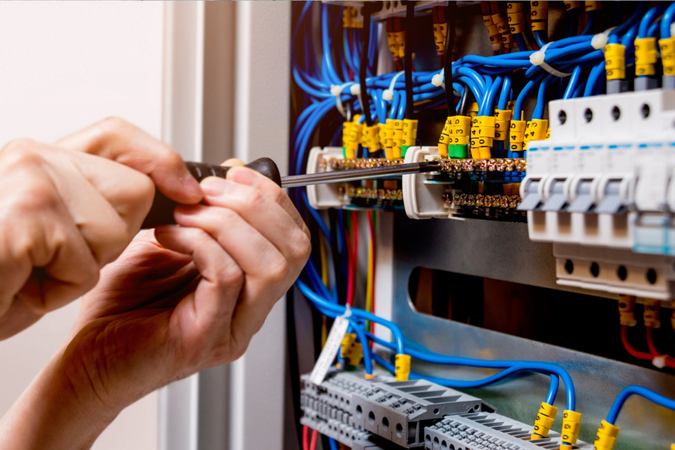 Elektrik Taahhüt Hizmetleri